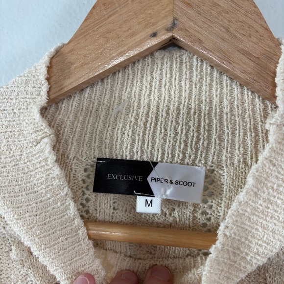 Piper & Scoot Cream Boho Cottagecore Crochet Mock Neck Cable Knit Sweater Size M - Picture 5 of 7